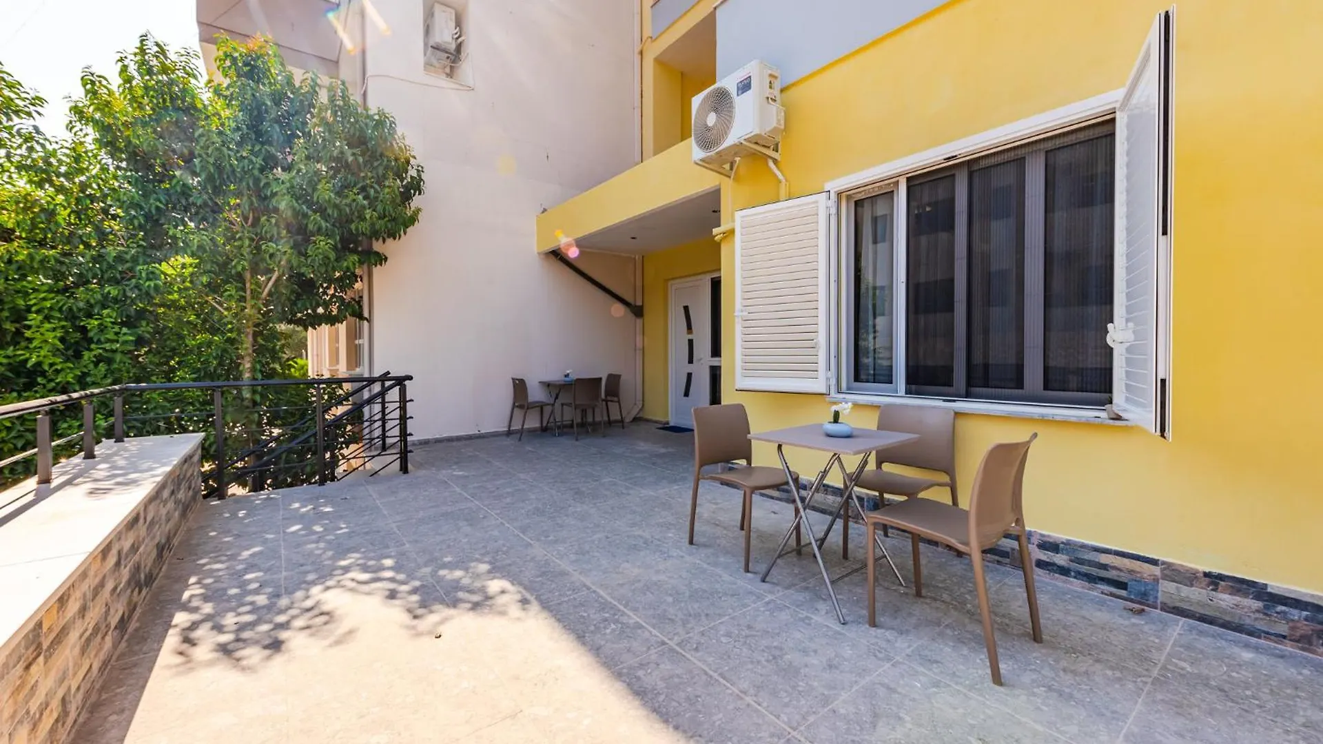 Sr Apartments Golem Golem