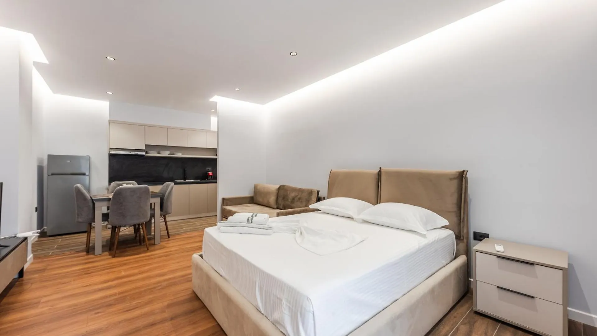Sr Apartments Golem Golem  Albania